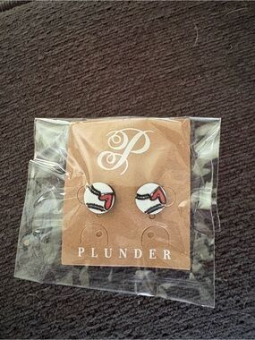 Plunder - White Round baseball ⚾️ Stud Earrings with Red Heart Detail